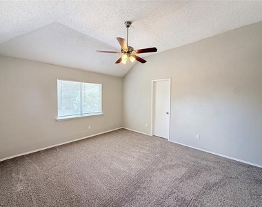 4910 Kelso Lane - Photo Thumbnail 19