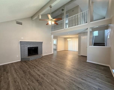 4910 Kelso Lane - Photo Thumbnail 5