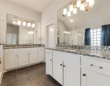 2518 Bill Moses Parkway - Photo Thumbnail 9