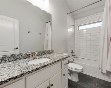 2518 Bill Moses Parkway - Photo Thumbnail 14