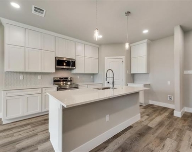 323 Cherry Point Drive - Photo Thumbnail 1