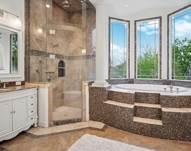 5909 Goliad Avenue - Photo Thumbnail 14