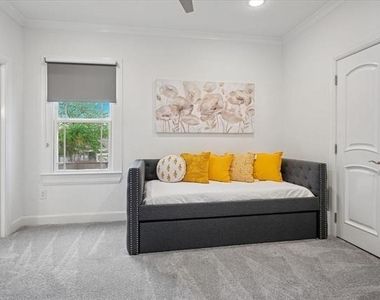 5909 Goliad Avenue - Photo Thumbnail 24