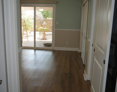 1201 W Loughlin Drive - Photo Thumbnail 10