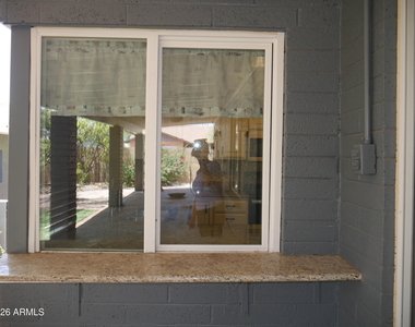 1201 W Loughlin Drive - Photo Thumbnail 16