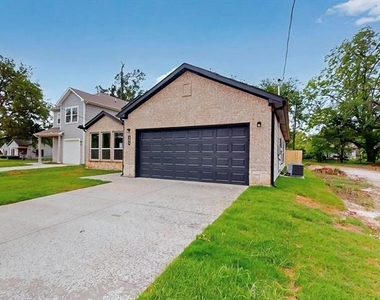 415 Martin Luther King Jr Street - Photo Thumbnail 1