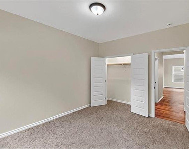415 Martin Luther King Jr Street - Photo Thumbnail 23