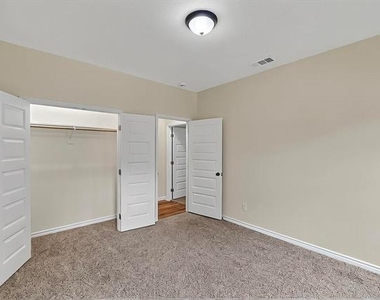415 Martin Luther King Jr Street - Photo Thumbnail 24