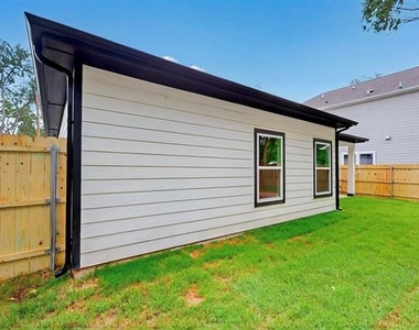 415 Martin Luther King Jr Street - Photo Thumbnail 34