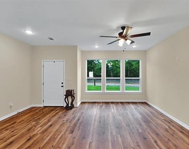 415 Martin Luther King Jr Street - Photo Thumbnail 5