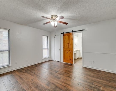 6900 Wicks Trail - Photo Thumbnail 9