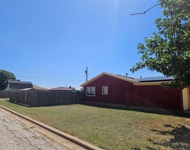 5301 Fairmont Street - Photo Thumbnail 3