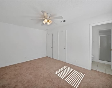6516 Perdido Drive - Photo Thumbnail 13