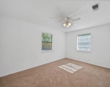 6516 Perdido Drive - Photo Thumbnail 17