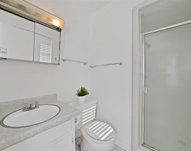 6516 Perdido Drive - Photo Thumbnail 19