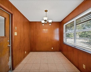 6516 Perdido Drive - Photo Thumbnail 9