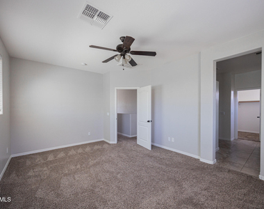 7422 S 27th Way - Photo Thumbnail 15