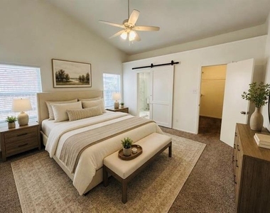 4652 Bracken Drive - Photo Thumbnail 3