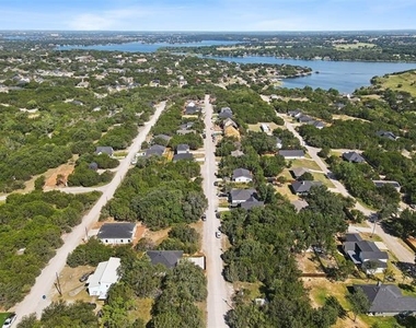 5726 Barkridge Drive - Photo Thumbnail 30