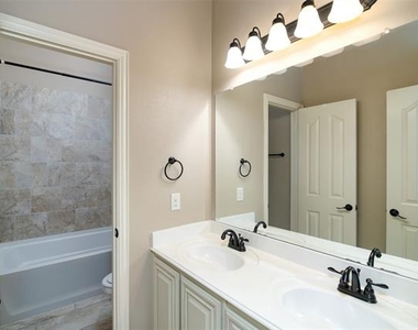 3417 Tempest Lane - Photo Thumbnail 21