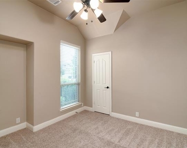 3417 Tempest Lane - Photo Thumbnail 5
