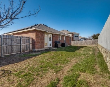 728 Falcon Road - Photo Thumbnail 23