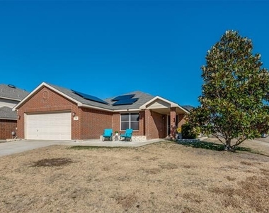 728 Falcon Road - Photo Thumbnail 2