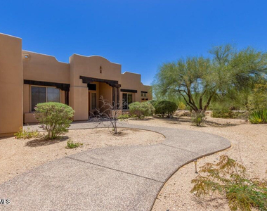8115 E Sand Flower Drive - Photo Thumbnail 3