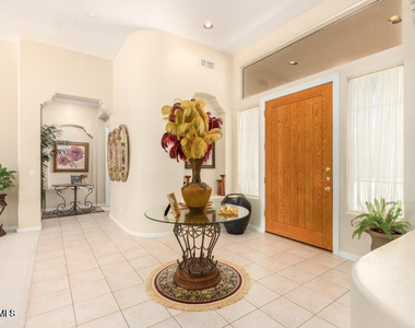 8115 E Sand Flower Drive - Photo Thumbnail 8
