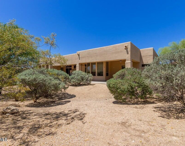 8115 E Sand Flower Drive - Photo Thumbnail 36