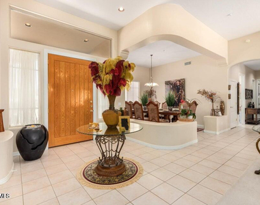 8115 E Sand Flower Drive - Photo Thumbnail 4