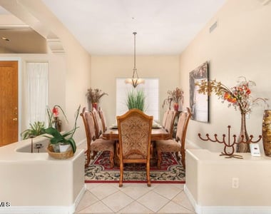 8115 E Sand Flower Drive - Photo Thumbnail 5