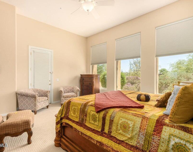 8115 E Sand Flower Drive - Photo Thumbnail 32