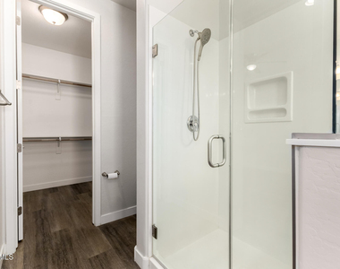 4236 N 27th Street - Photo Thumbnail 12