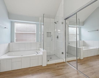 2616 Hollow Ridge Drive - Photo Thumbnail 22