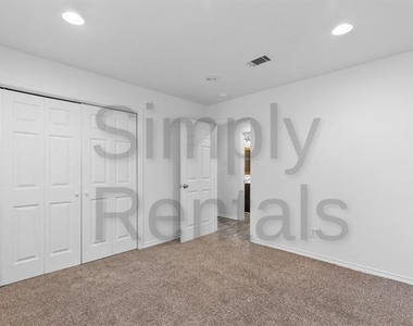 705 Plano Street - Photo Thumbnail 17