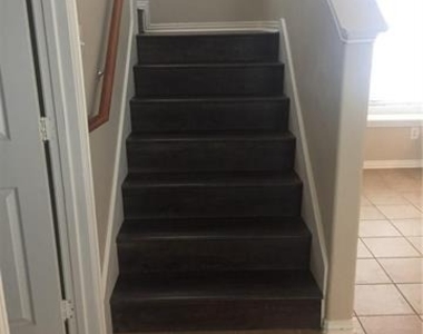 1016 Grey Fox Drive - Photo Thumbnail 15