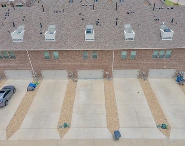 1564 Windermere Way - Photo Thumbnail 2