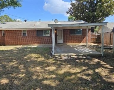 7205 Merry Lane - Photo Thumbnail 1