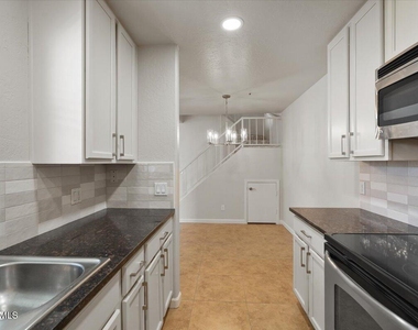 14145 N 92nd Street - Photo Thumbnail 11
