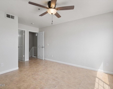 14145 N 92nd Street - Photo Thumbnail 18