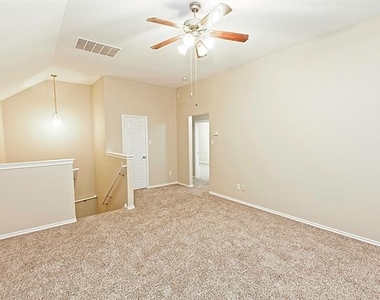 4009 Hidden Meadow Court - Photo Thumbnail 27