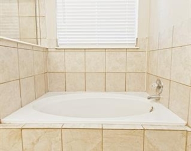 4009 Hidden Meadow Court - Photo Thumbnail 23