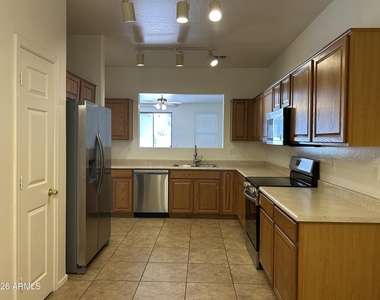 2186 W Agrarian Hills Drive - Photo Thumbnail 2