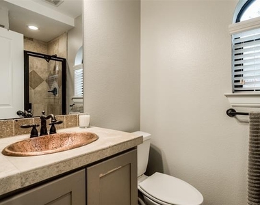 3118 Carmel Street - Photo Thumbnail 7
