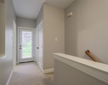 3118 Carmel Street - Photo Thumbnail 21