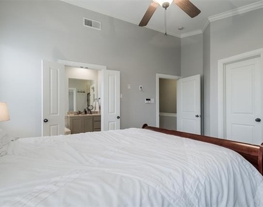3118 Carmel Street - Photo Thumbnail 23