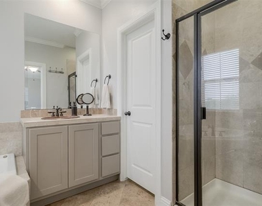 3118 Carmel Street - Photo Thumbnail 25