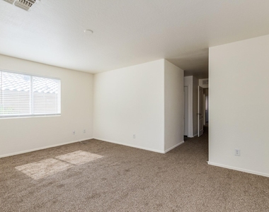 10018 W Winslow Avenue - Photo Thumbnail 17