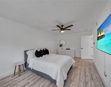 6738 Eastridge Drive - Photo Thumbnail 20